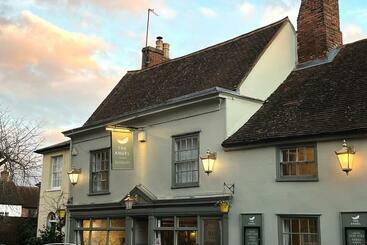 민박 Painters At The Angel