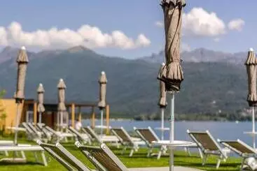 هتل آپارتمان Lago Maggiore Bay