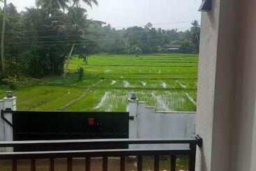 膳宿费 Paddy Villa