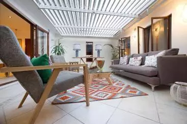 ベッドアンドブレックファースト Candlewood Lodge