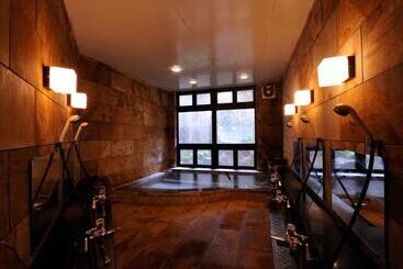 Hakuba Onsen Ryokan Shiroumaso