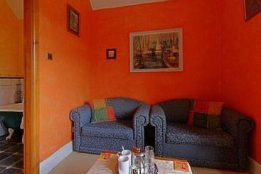 膳宿费 Penmachno Hall