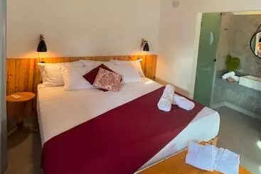 ユースホステル Quattuor Cabanas. Privacidade E Conforto Com Hidromassagem