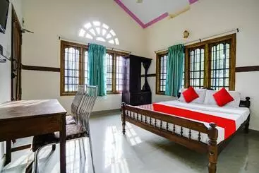 Hotel Flagship British Holiday Homes