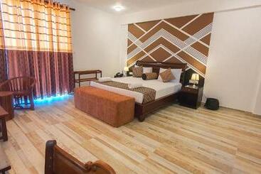 Ara Beach Resort Mirissa