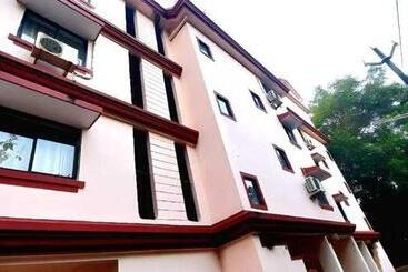 Otel Flagship Keegan Palms 2bhk