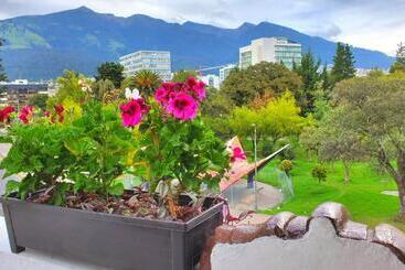 Hotel Inti Quito
