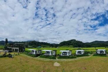 Hotel Wc Coffee&ไร่หวานซึ้ง