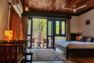 Отель Muba Jungle Camp