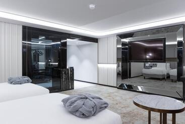 هتل Seven Visions Resort And Places, The Dvin