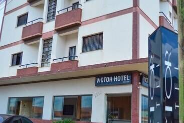 Hotel Victor