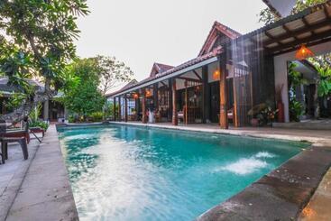 پانسیون Villa Dende Lombok