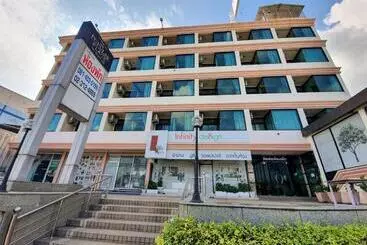 アパートホテル The Popular Place