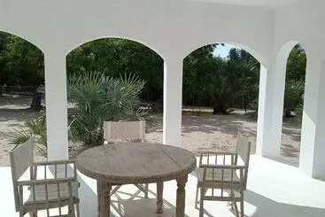 Auberge Ivory Palms