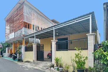 호텔 Spot On 91970 Biru Homestay