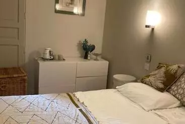 Bed and Breakfast La Villa Des Amandiers