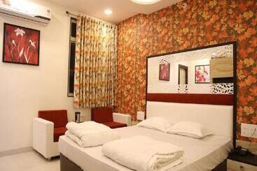 فندق Gopal, Khargone