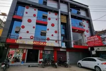 Hotel Shanti Grand Inn
