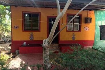 Pensionat Devi Krupa Guest Gouse