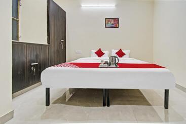 Отель Green Apple