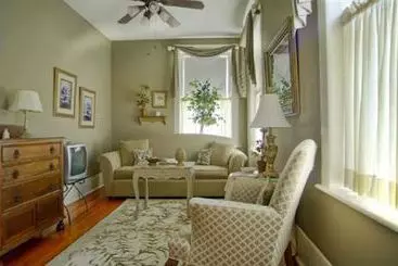 Hawthorn  A Bed & Breakfast