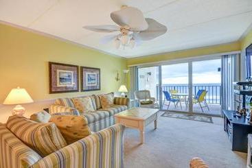 בית מלון כפרי Amelia South Condos