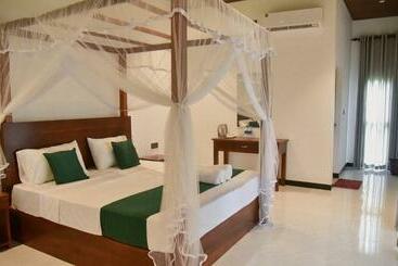 Pansiyon Castle View Sigiriya