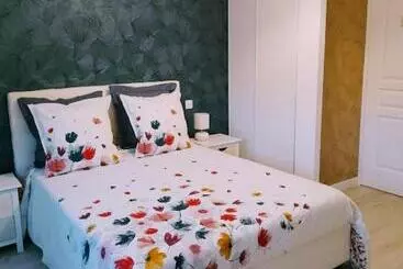 ベッドアンドブレックファースト Chambre D Hôtes Les Hortensias