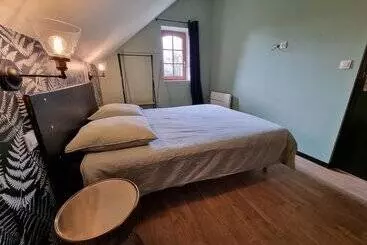 Aamiaismajoitus (B&B) Les Ecuries Du Château De Brumare