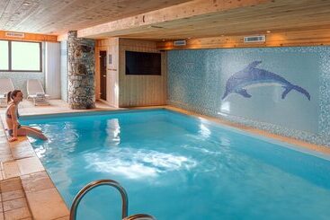 فندق Hôtel L Aigle Du Montana By Les Etincelles