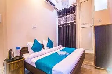 Hotel Triple One Hostel Tapovan Rishikesh