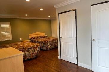 ホテル El Rey Inn