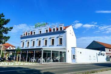 膳宿费 Penzión žabokrek U Hoffera