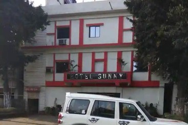 Goroomgo Sunny Dhanbad