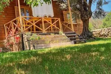 Derin Tas Bungalow