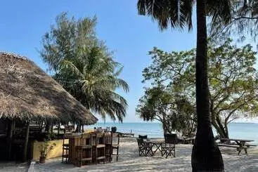 Mikadi Beach Camp