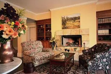 Aamiaismajoitus (B&B) Inn At Sonoma, A Four Sisters Inn