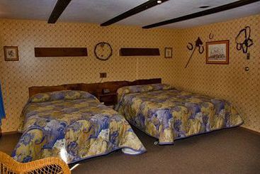 ベッドアンドブレックファースト The Combes Family Inn