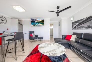 Lamor Holiday Apartments