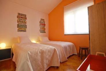 هاستل Carcavelos Surf House