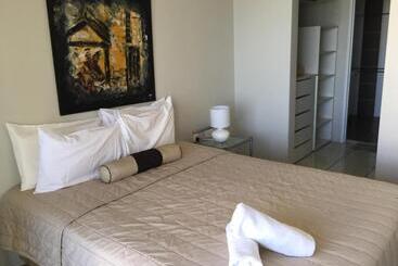 Genesis Apartments By Gold Coast Premium