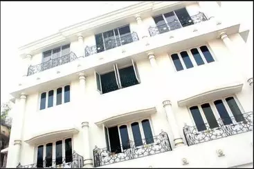 פנסיון Georgian Inn