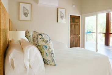 酒店 Ray Caye Private Island Resort