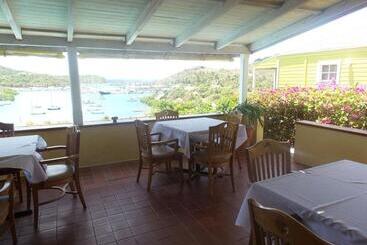 酒店 The Ocean Inn