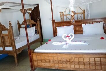 Menai Bay Beach Bungalows