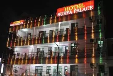 هتل Surya Palace