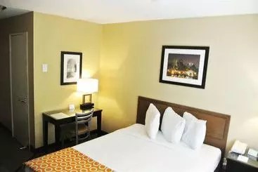 酒店 West Park Inn