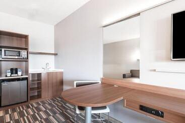 Microtel Inn & Suites By Wyndham Sweetwater