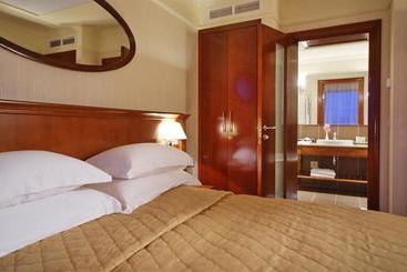 M'istra'l Hotel & Spa