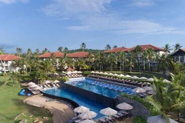 Anantara Peace Haven Tangalle Resort